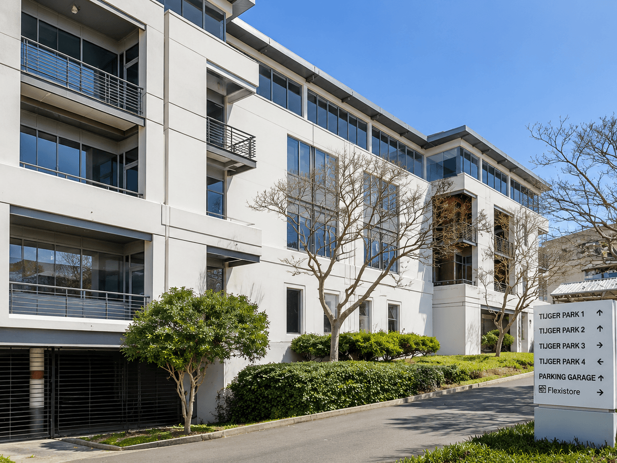 182.38m² Office space available to let in Tijger Park, Tyger Valley, Bellville.