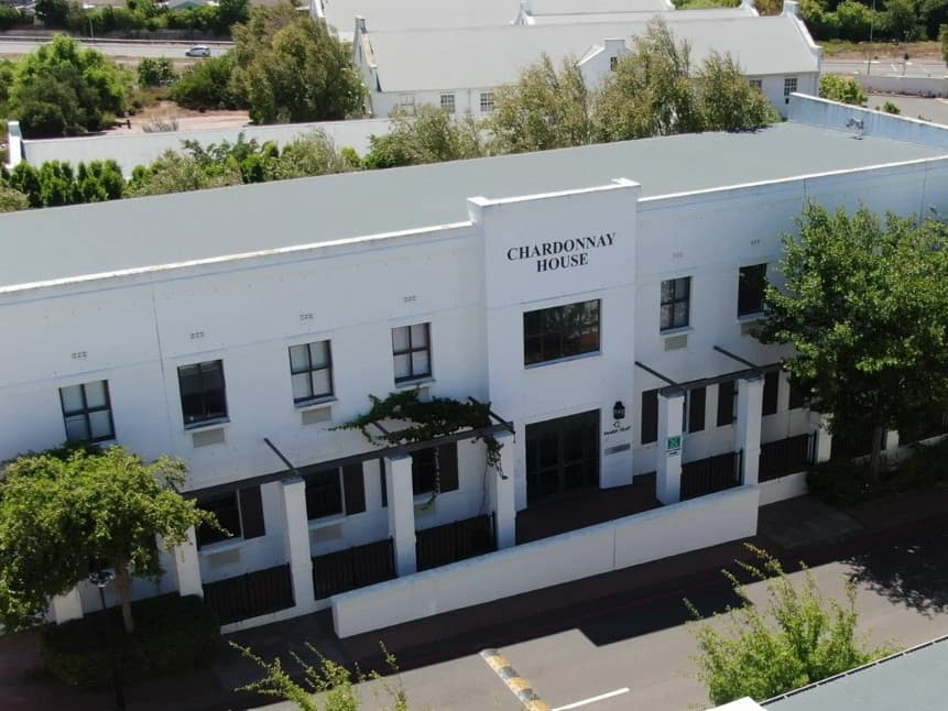 163m² Office space available to let in Vineyards Office Estate - Chardonnay House, Door De Kraal, Bellville.